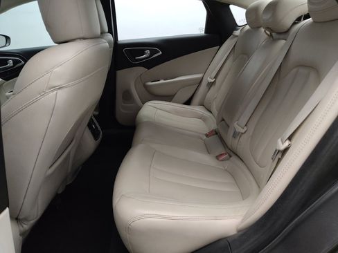 Used 2015 Chrysler 200 C image 18