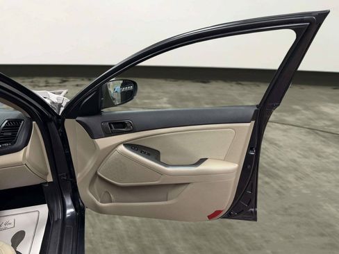 Used 2015 Kia Optima LX FWD image 19