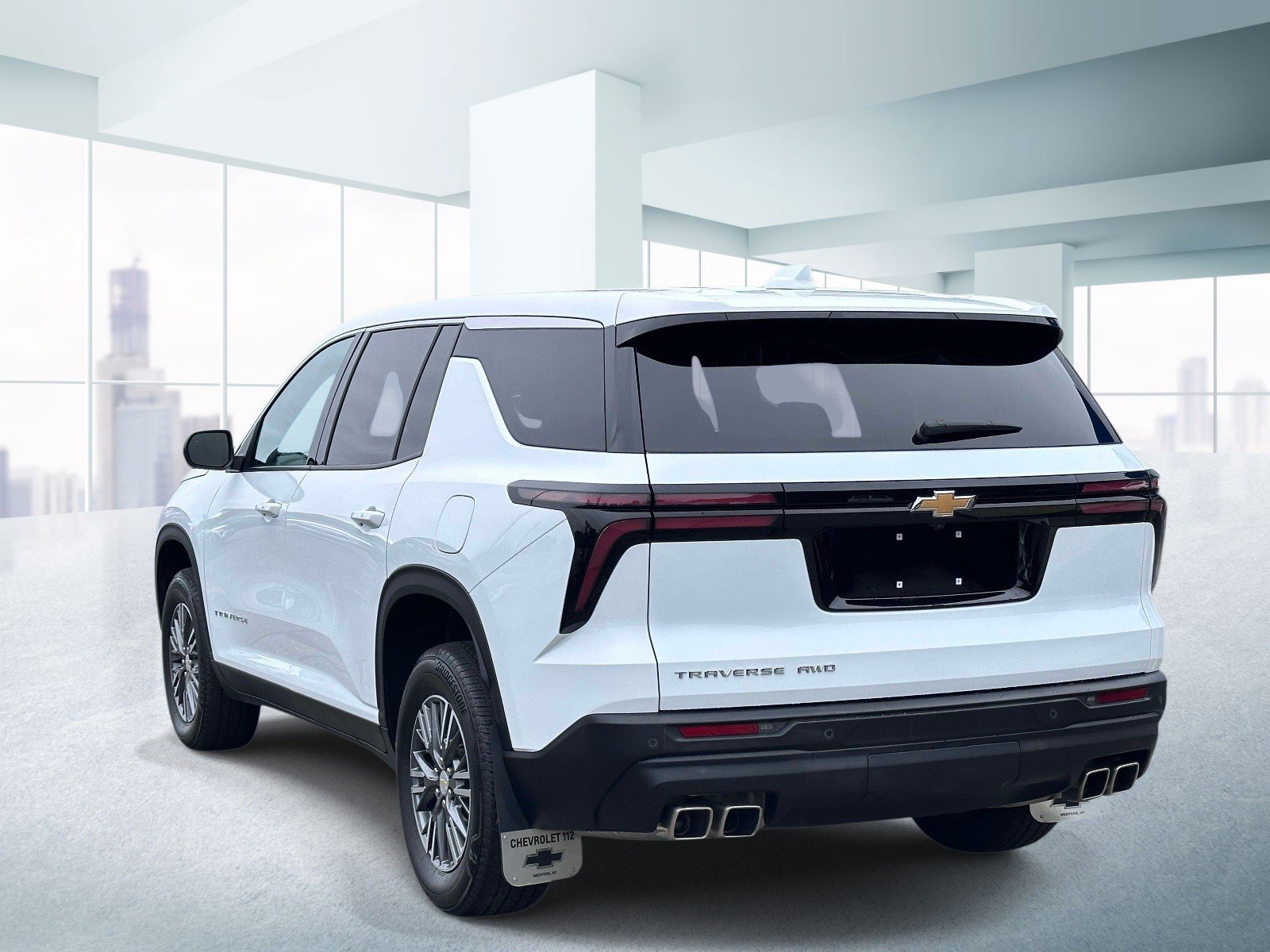 Used 2024 Chevrolet Traverse LS AWD/4WD image 3