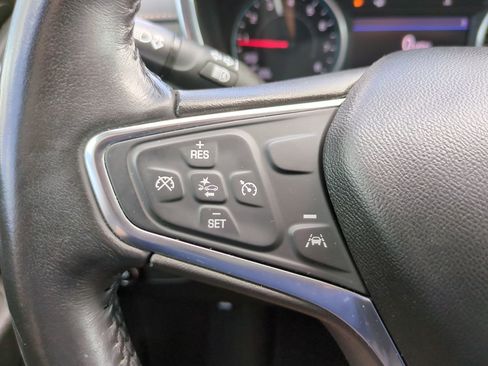 Used 2021 Chevrolet Equinox Premier image 24