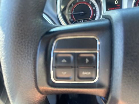 Used 2017 Dodge Journey SXT w/ Comfort/Convenience Group image 11