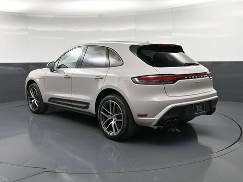 Certified 2023 Porsche Macan Turbo AWD/4WD image 3