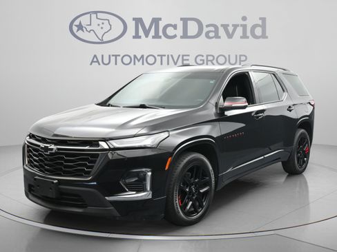 Used 2023 Chevrolet Traverse Premier w/ Redline Edition FWD image 4