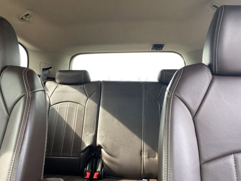 Used 2013 Buick Enclave Leather image 17