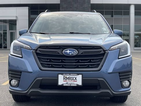 Used 2023 Subaru Forester Premium AWD/4WD image 16