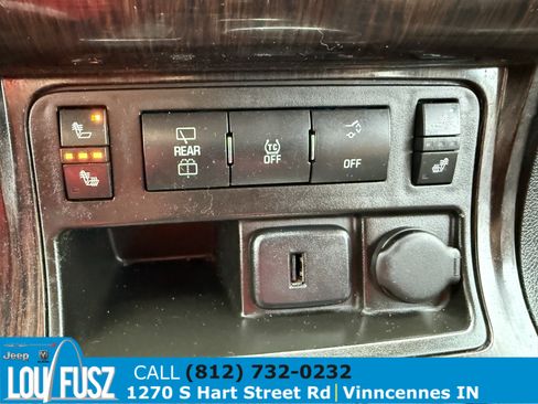 Used 2016 Chevrolet Traverse LT image 27