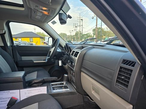 Used 2010 Dodge Nitro Detonator AWD/4WD image 16