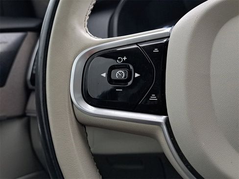 Used 2022 Volvo XC90 T6 Inscription w/ Advanced Package image 27