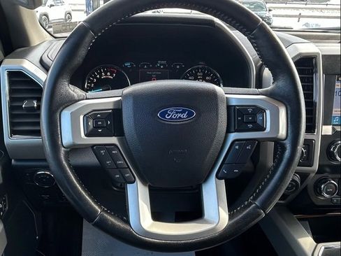 Used 2019 Ford F150 Lariat image 13