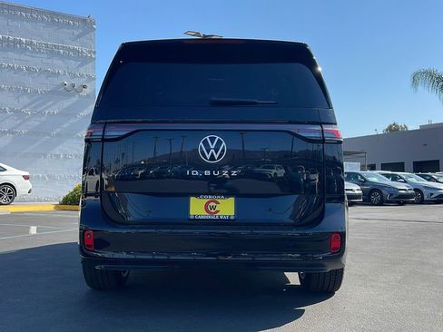 New 2025 Volkswagen ID. Buzz Pro S image 10