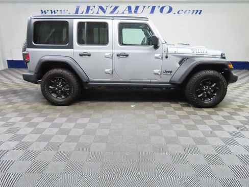 Used 2020 Jeep Wrangler Unlimited Sport AWD/4WD image 2