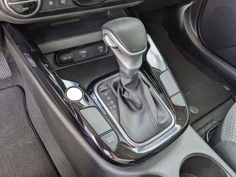 Used 2023 Kia Soul S image 27