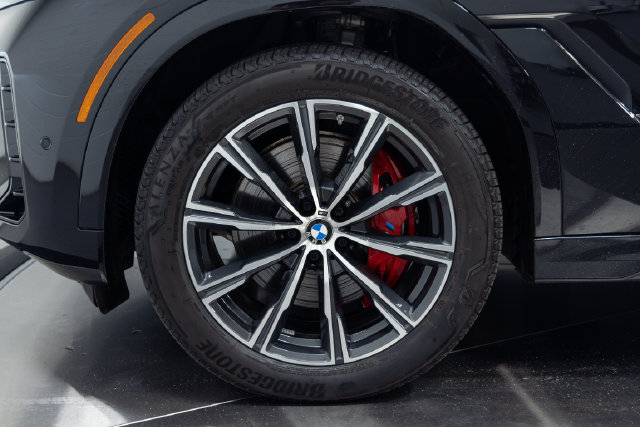 Certified 2026 BMW X6 xDrive40i AWD/4WD image 25