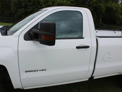 Used 2018 Chevrolet Silverado 2500 W/T w/ WT Convenience Package AWD/4WD image 12