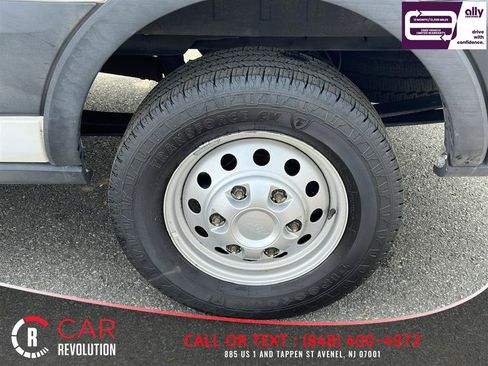 Used 2022 Ford Transit 250 148 High Roof AWD image 18