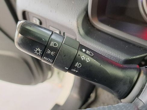 Used 2016 Toyota 4Runner Limited image 14