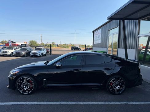 Used 2022 Kia Stinger GT2 RWD image 4