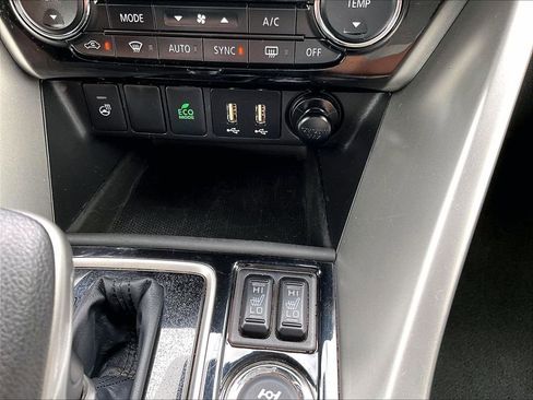 Used 2024 Mitsubishi Eclipse Cross SE AWD/4WD image 25