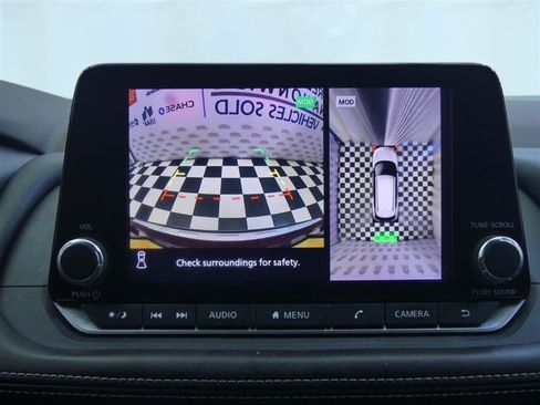 Used 2021 Nissan Rogue SV image 9