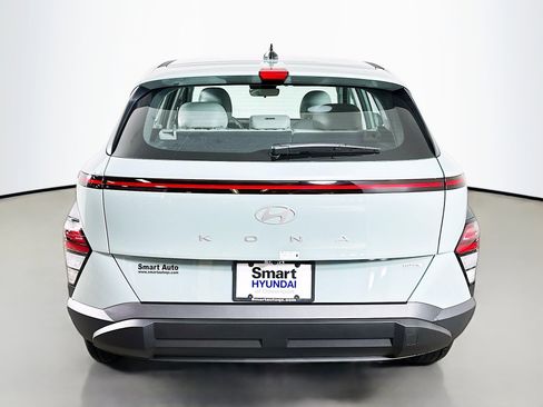 New 2026 Hyundai Kona SE image 6