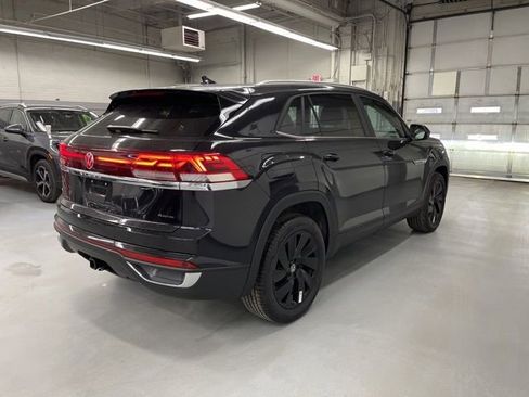 New 2026 Volkswagen Atlas Cross Sport SE AWD/4WD image 4