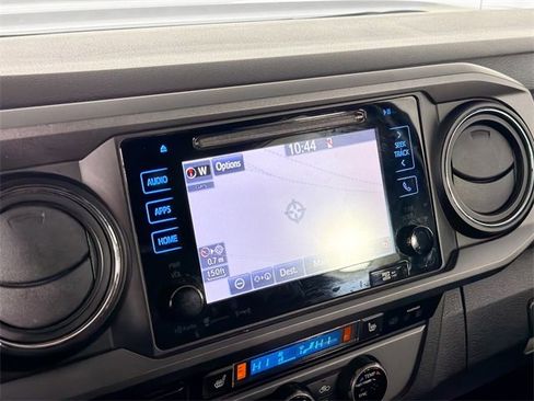 Used 2017 Toyota Tacoma SR5 image 14