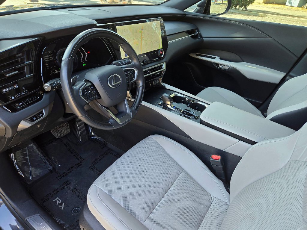 Used 2024 Lexus RX 350h w/ Kick Sensor & Tow Package AWD/4WD image 9