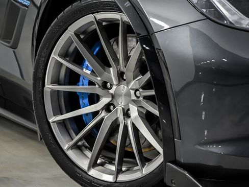 Used 2017 Chevrolet Corvette Grand Sport RWD image 4