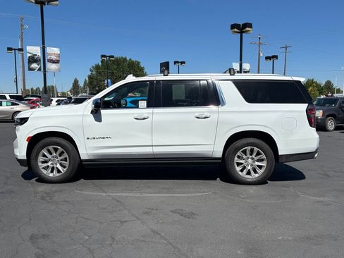 Used 2023 Chevrolet Suburban Premier w/ Max Trailering Package AWD/4WD image 8