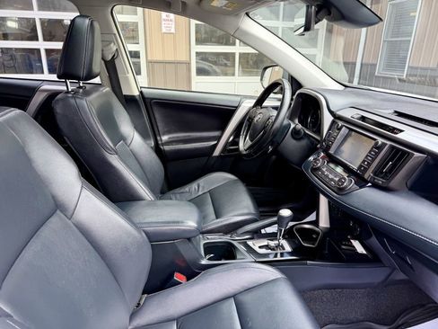 Used 2018 Toyota RAV4 Limited w/ All Weather Liner Package image 16