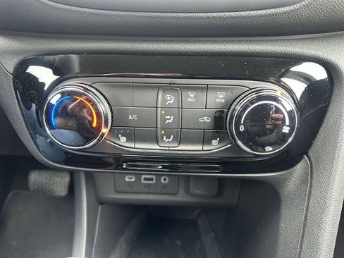 Used 2023 Buick Encore GX Preferred w/ Cold Weather Comfort Package image 16