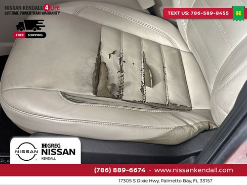 Used 2017 Ford Escape Titanium image 16