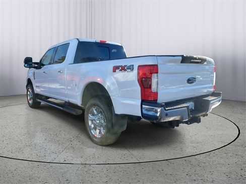 Used 2018 Ford F350 Lariat w/ Lariat Ultimate Package image 3