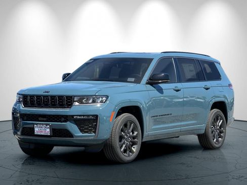 New 2026 Jeep Grand Cherokee L Limited AWD/4WD image 8