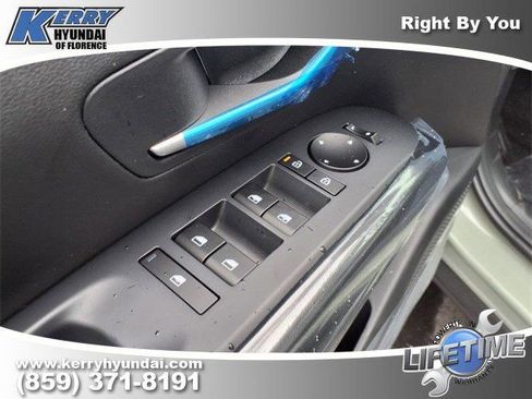 New 2025 Hyundai Santa Cruz SEL image 8