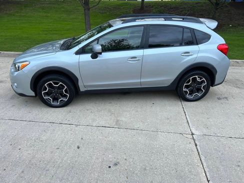 Used 2013 Subaru Crosstrek 2.0i Limited image 11