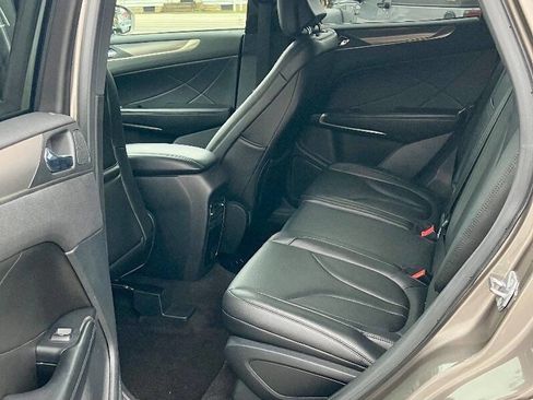 Used 2017 Lincoln MKC Premiere image 13