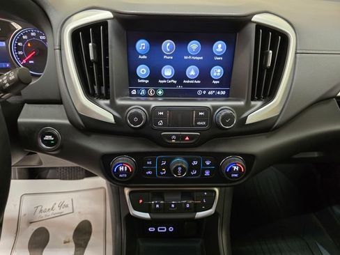 Used 2023 GMC Terrain SLT w/ Elevation Edition image 19