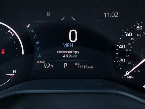 Used 2025 Toyota Sienna XLE FWD image 45