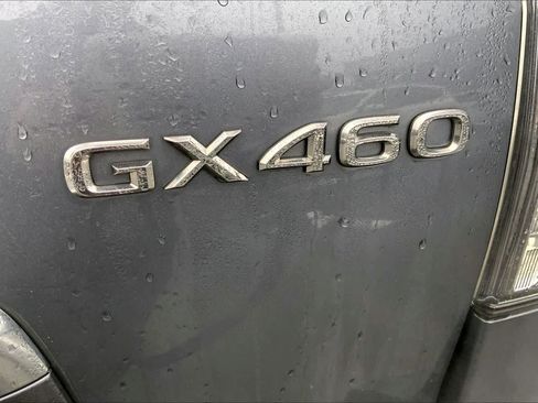 Used 2022 Lexus GX 460 Premium w/ Premium Package image 9