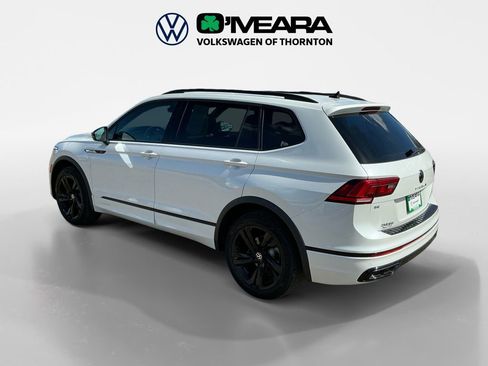 Used 2024 Volkswagen Tiguan SE R-Line AWD/4WD image 3