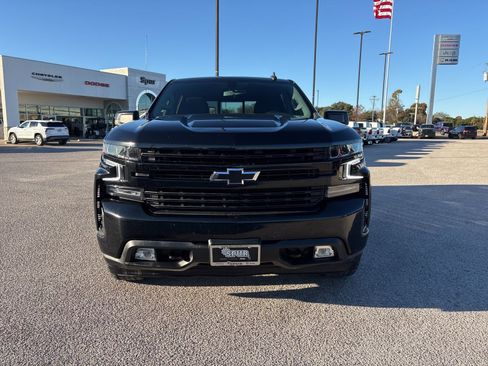 Used 2021 Chevrolet Silverado 1500 RST w/ Convenience Package II image 8