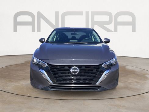 Used 2024 Nissan Sentra SV image 8