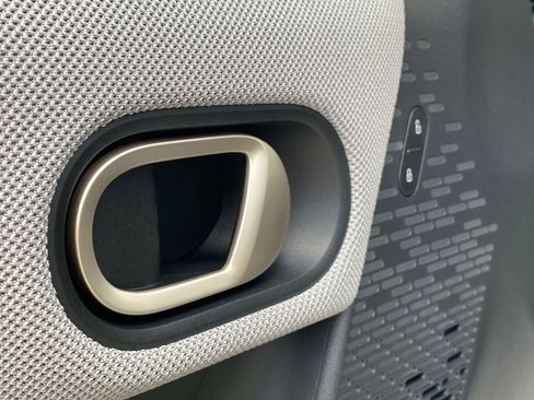 Used 2025 MINI Cooper S image 25