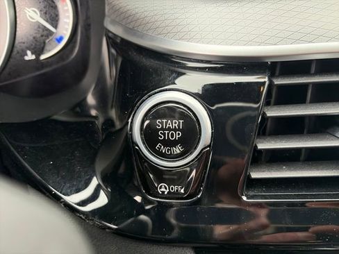 Used 2018 BMW 530i xDrive 530i xDrive image 30