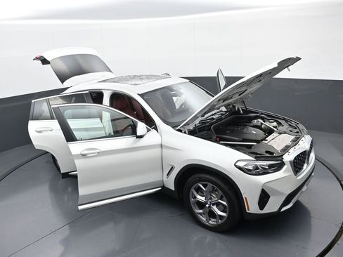 Used 2025 BMW X4 xDrive30i image 37