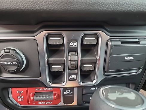 New 2026 Jeep Wrangler Unlimited Sport AWD/4WD image 35