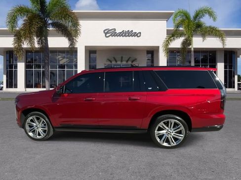 Certified 2025 Cadillac Escalade ESV Sport Platinum image 9