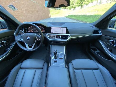 Used 2019 BMW 330i xDrive Sedan w/ Convenience Package AWD/4WD image 43