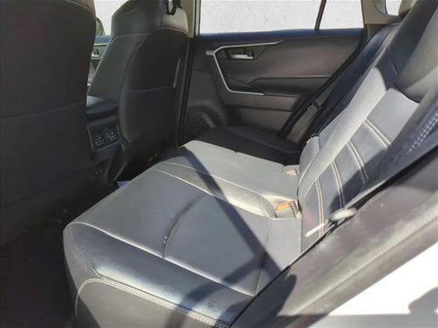 Certified 2019 Toyota RAV4 XLE Premium FWD image 25